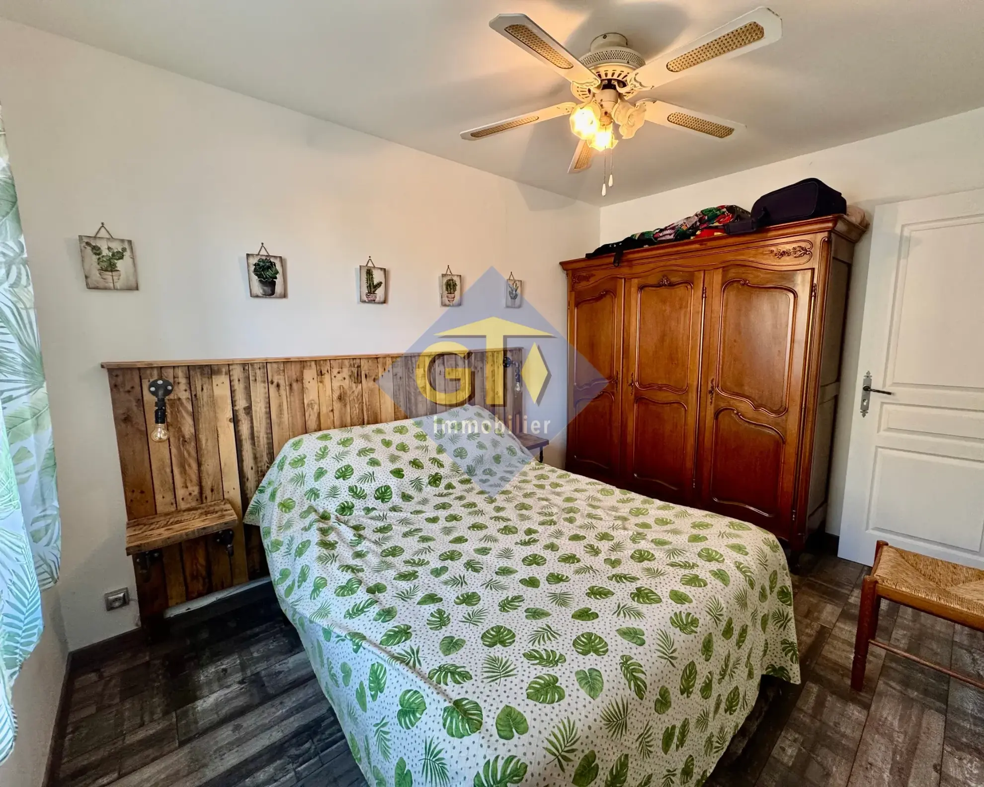 Charmante villa avec piscine à Laudun l'Ardoise - 100 m² 