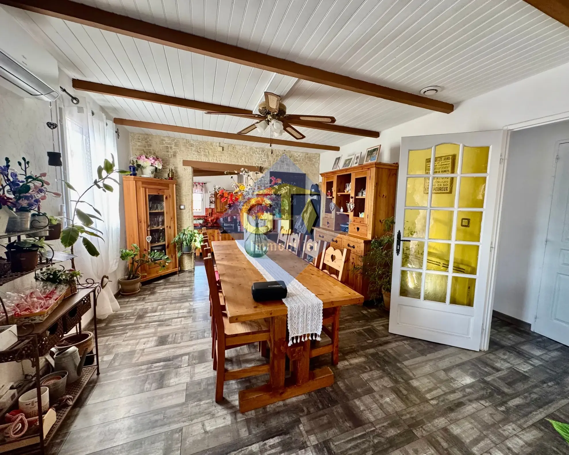 Charmante villa avec piscine à Laudun l'Ardoise - 100 m² 