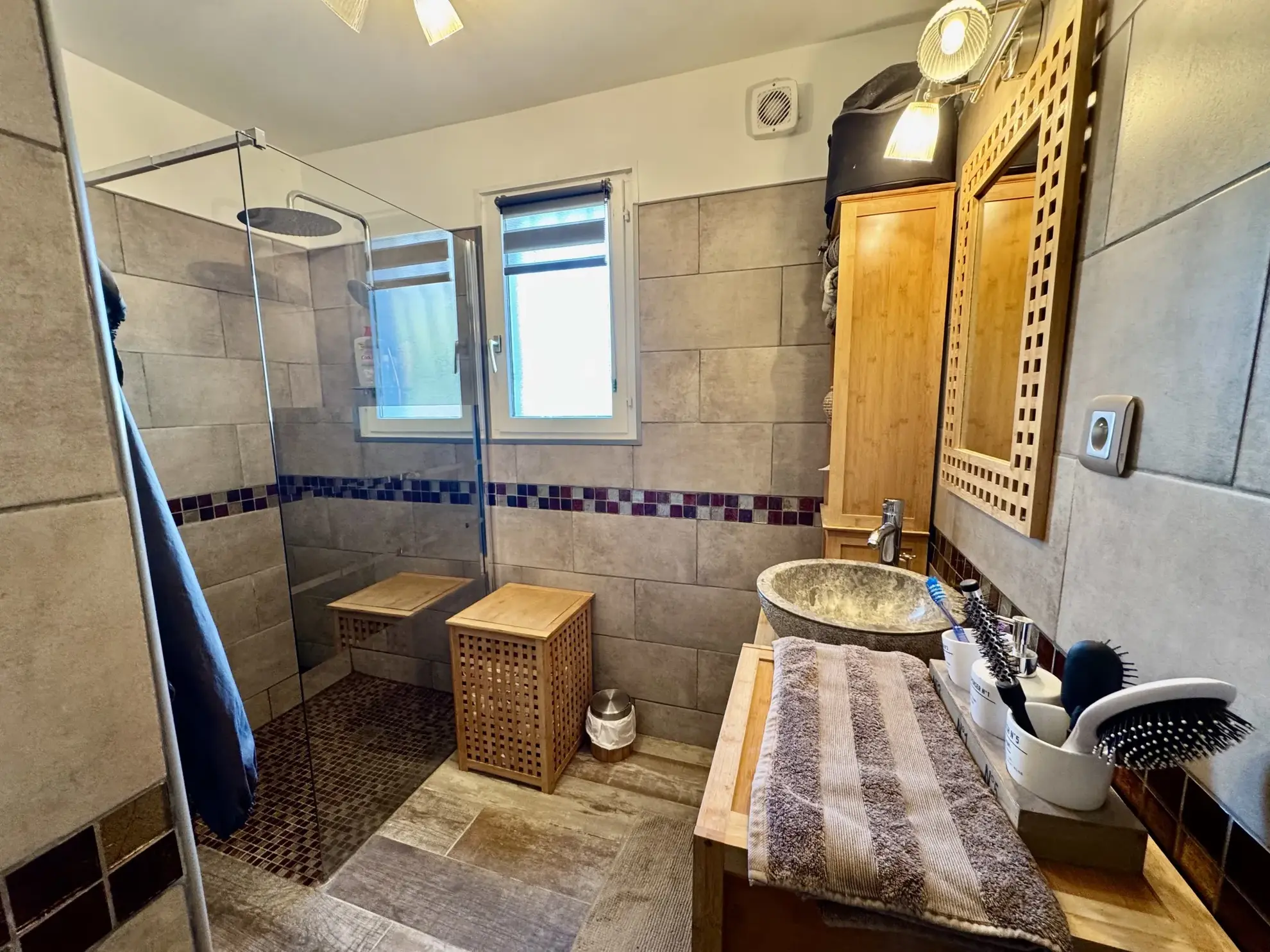 Charmante villa avec piscine à Laudun l'Ardoise - 100 m² 