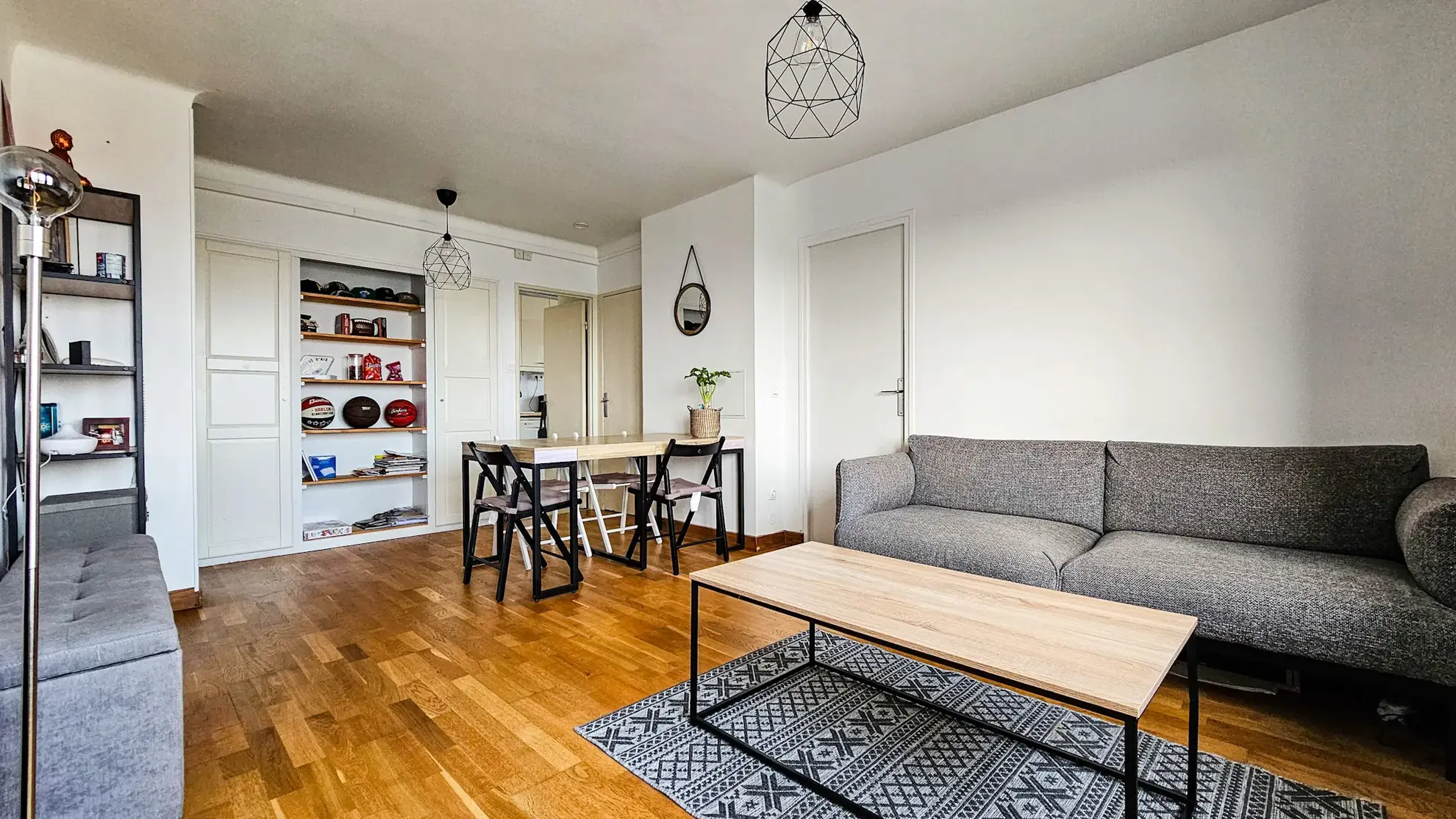 Appartement F4 avec Vue sur La Défense à Houilles – Proche gare 