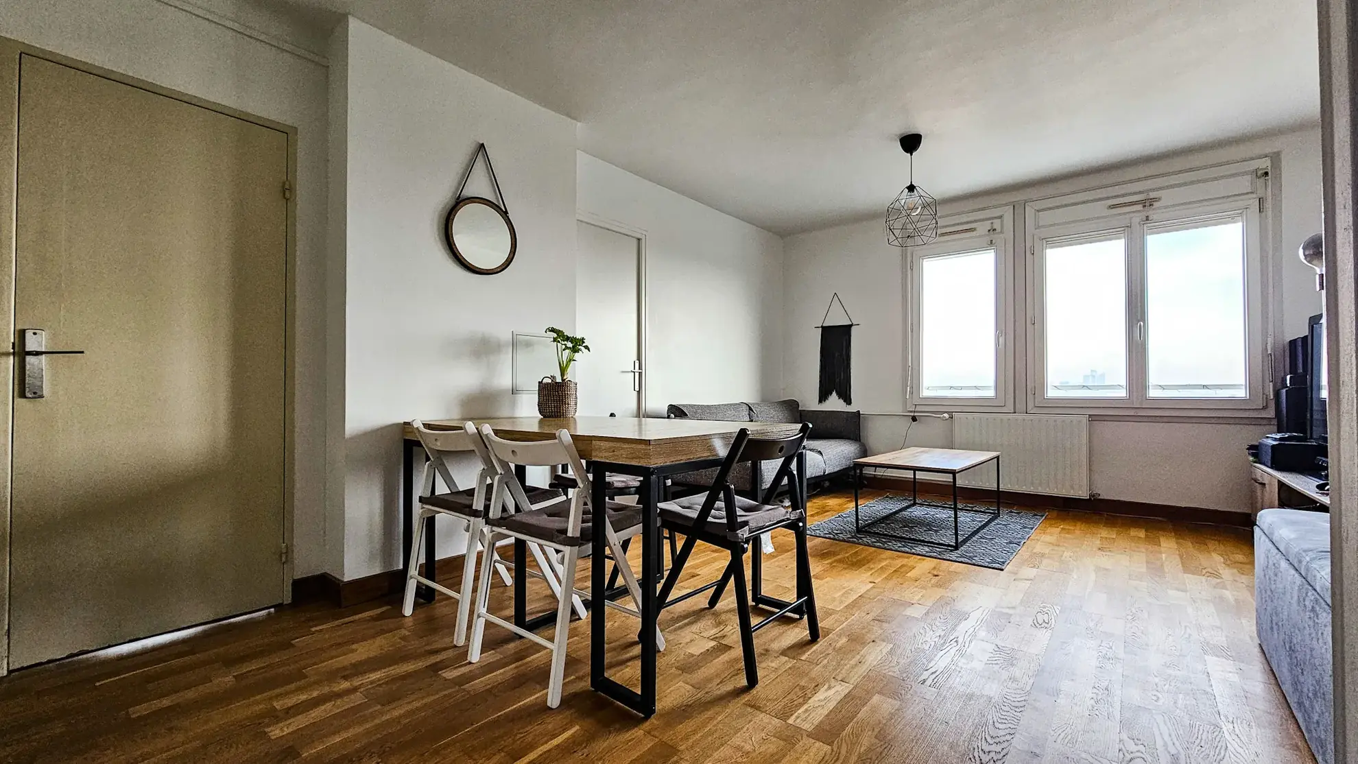 Appartement F4 avec Vue sur La Défense à Houilles – Proche gare 