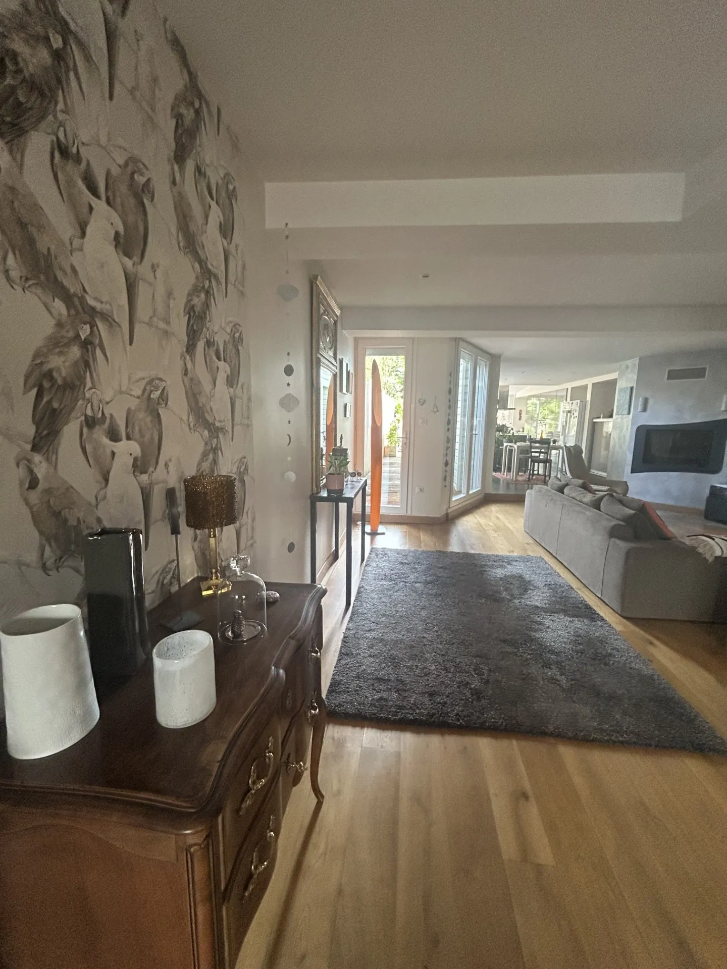 Maison contemporaine rénovée avec jardin à Marmande en Hyper Centre 