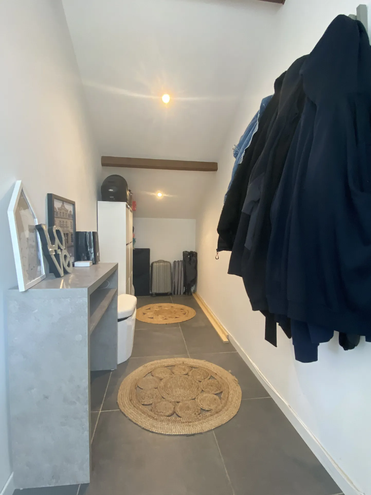 Charmant T2 bis mansardé en dernier étage à Chateaubanne, La Seyne-sur-Mer 