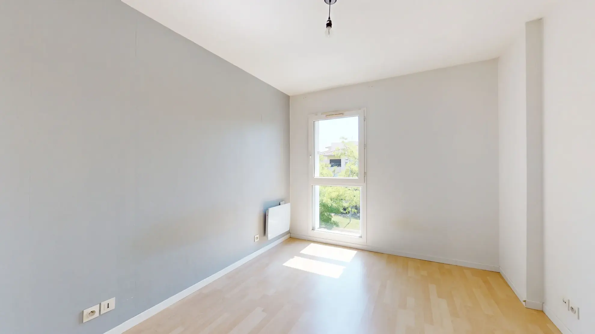 Appartement T2 avec balcon, garage et cave à Castanet-Tolosan - Opportunité idéale 