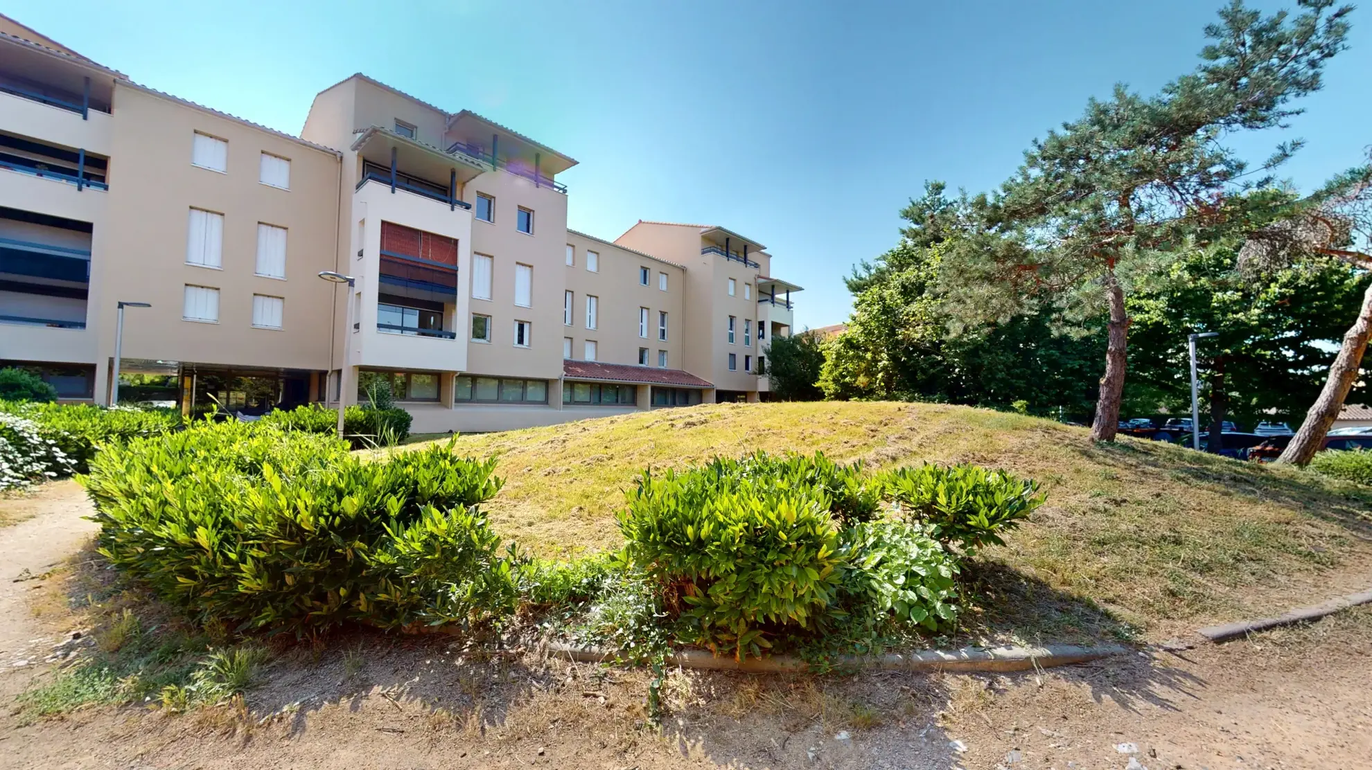 Appartement T2 avec balcon, garage et cave à Castanet-Tolosan - Opportunité idéale 