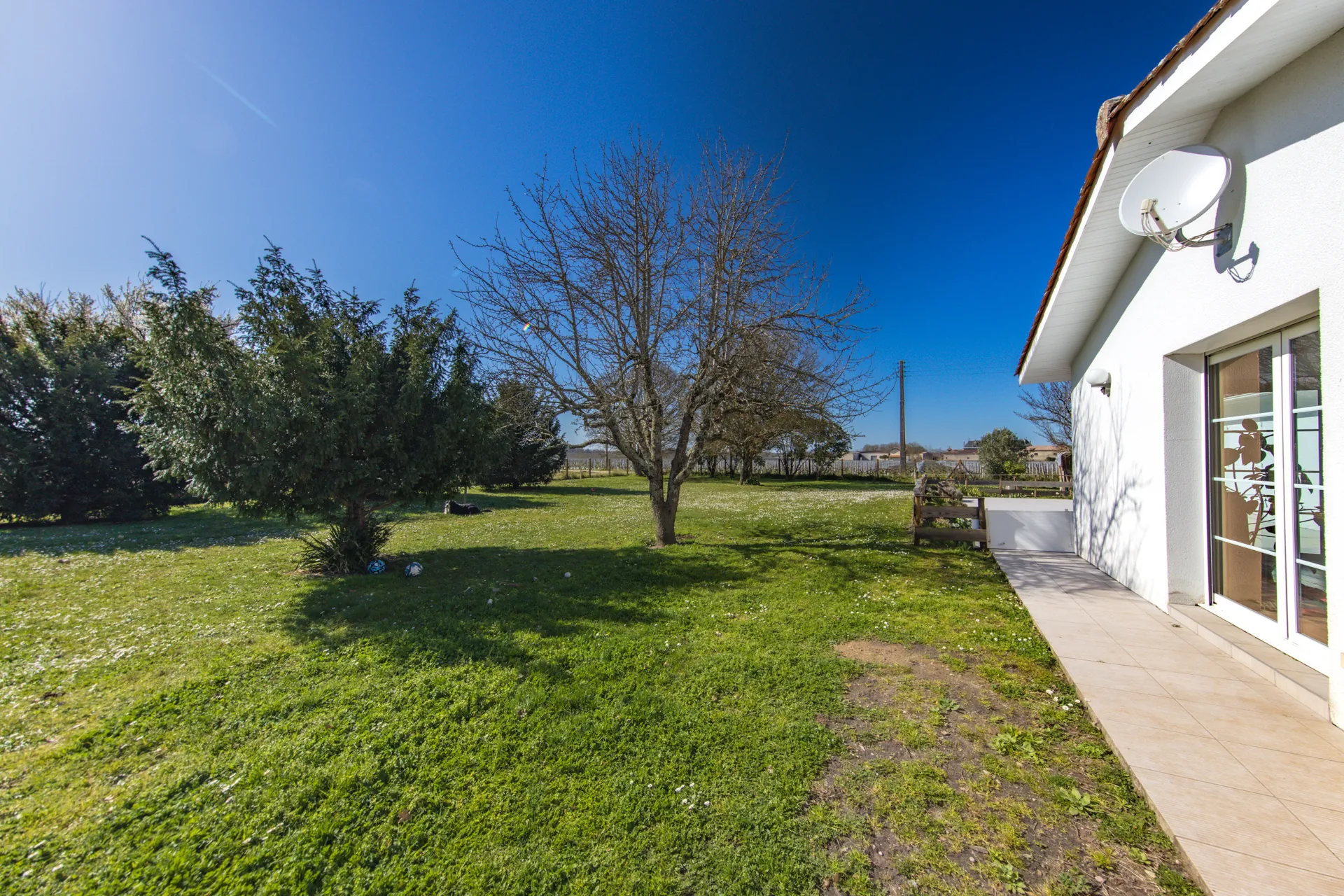 Maison récente de 122 m² avec jardin à Vertheuil - Secteur calme 