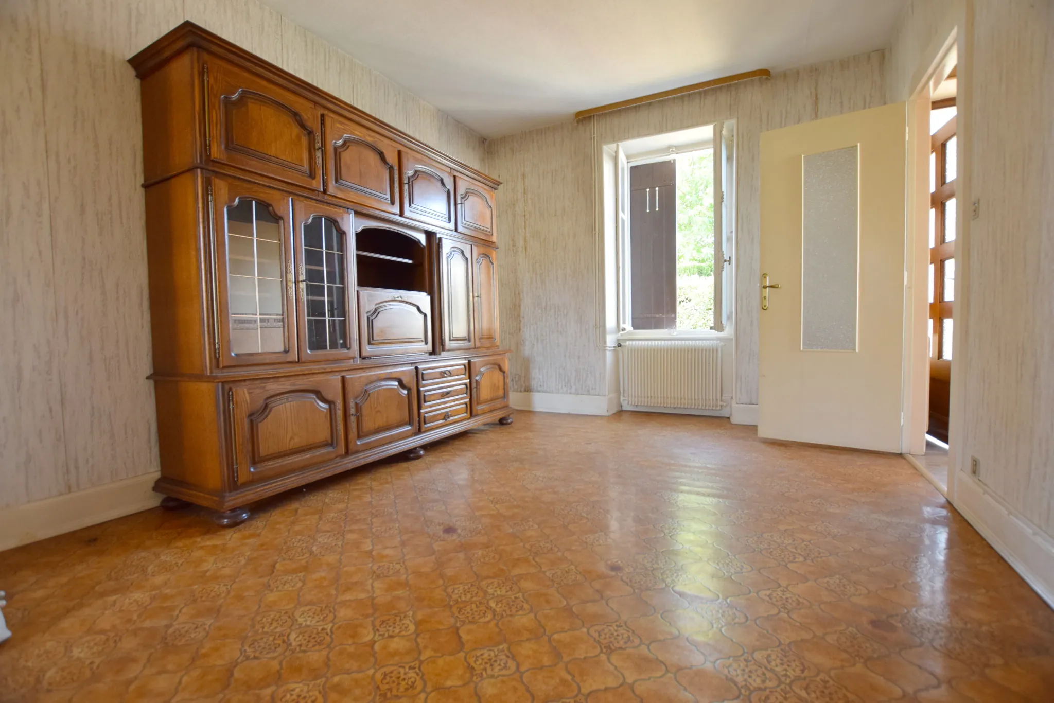 Maison des années 20 à rénover à Grand Charmont - 94 m² sur terrain de 3,02 ares 