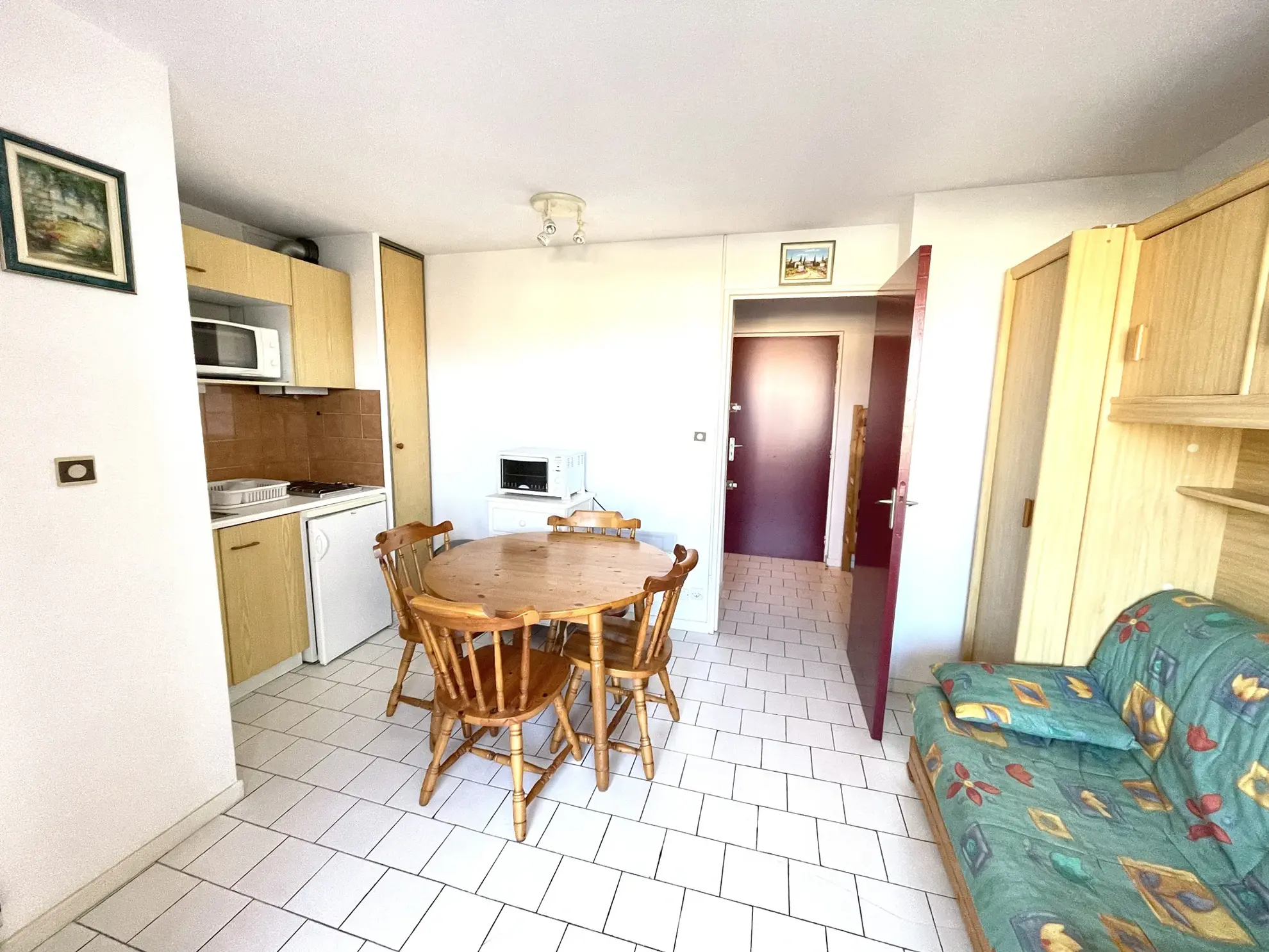 Appartement T2 lumineux avec terrasse et parking privé au Cap d'Agde 