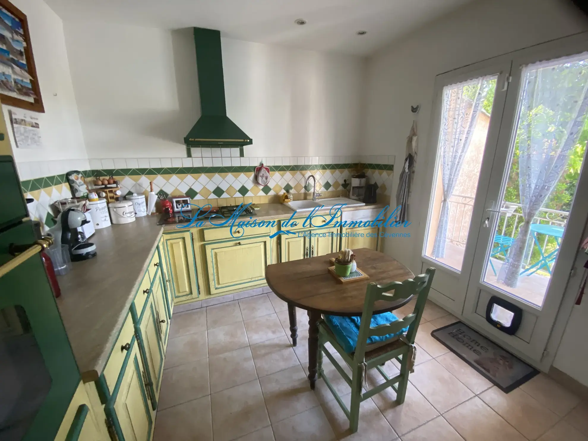 Maison de plain-pied avec piscine à Ledignan – Calme et proximité des grands axes 