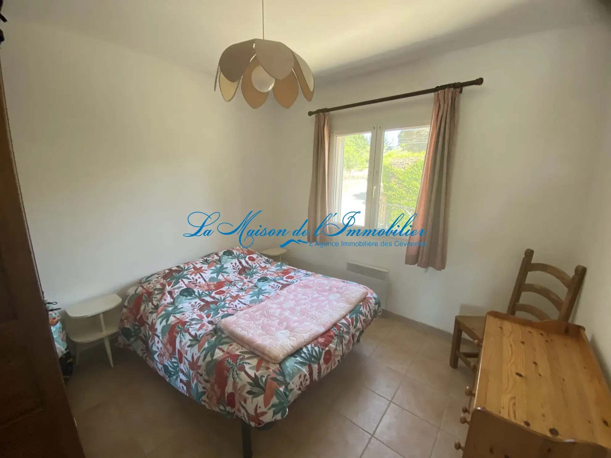 Maison de plain-pied avec piscine à Ledignan – Calme et proximité des grands axes 