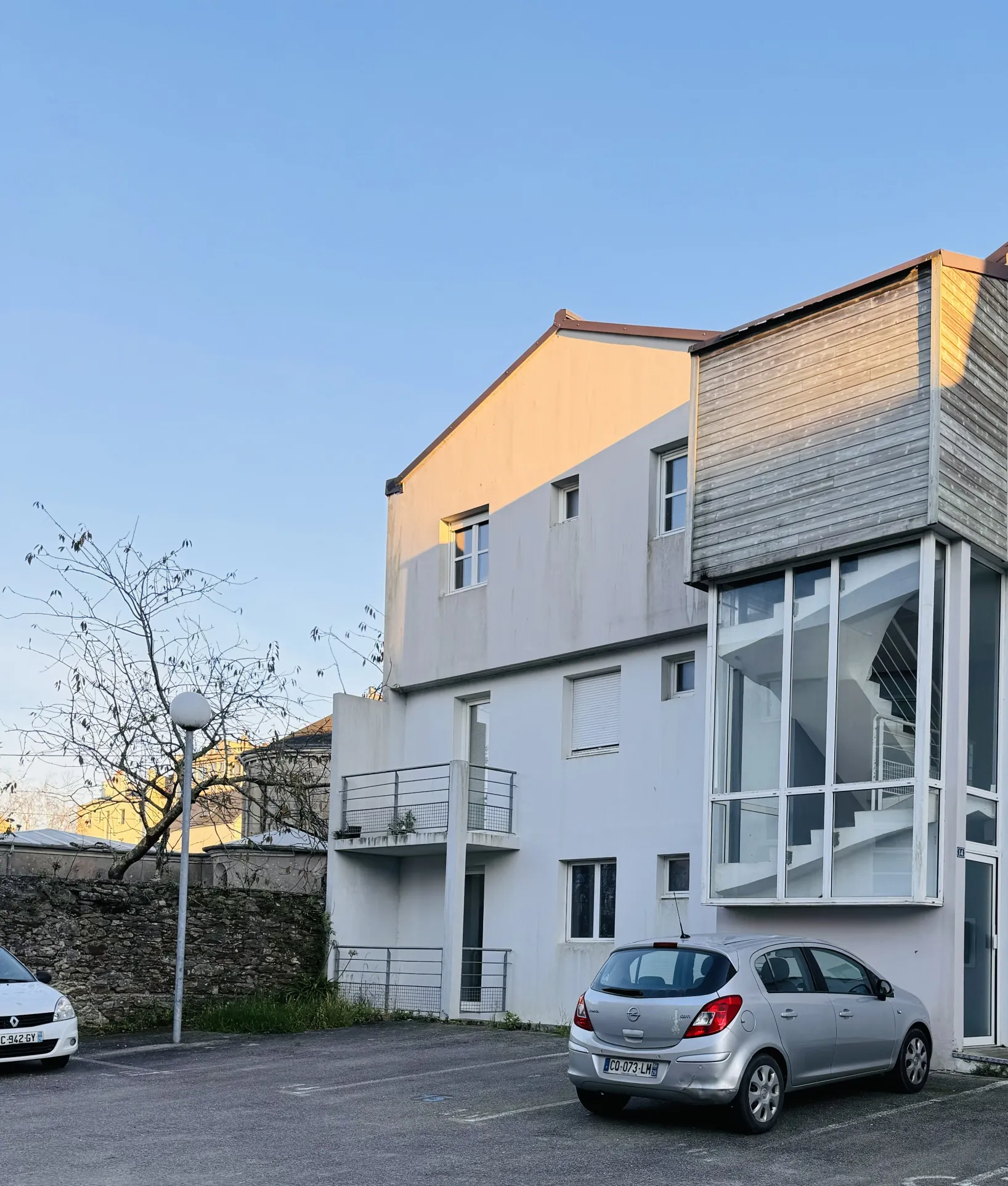 Vente d'un appartement T2 en centre-ville de Brest avec parking et balcon 