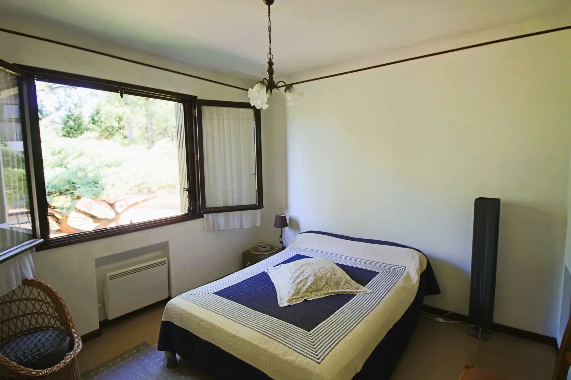 Maison familiale avec grand parc arboré à Montayral - Opportunité à saisir 