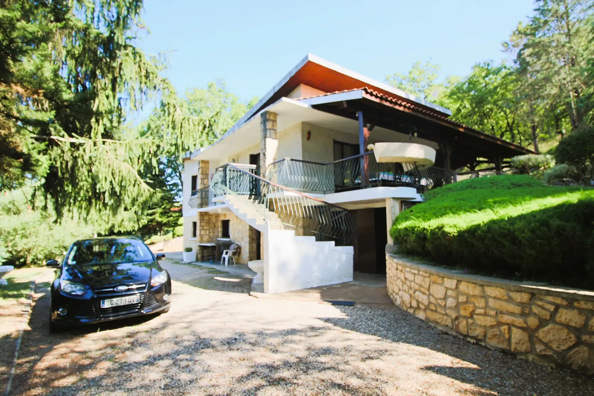 Maison familiale avec grand parc arboré à Montayral - Opportunité à saisir 