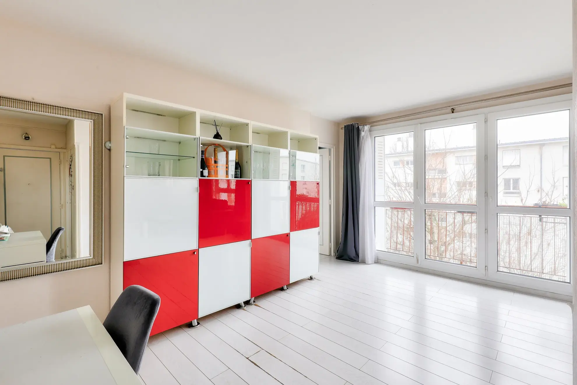 Appartement T4 de 63,2 m² à Drancy proche commerces et écoles 