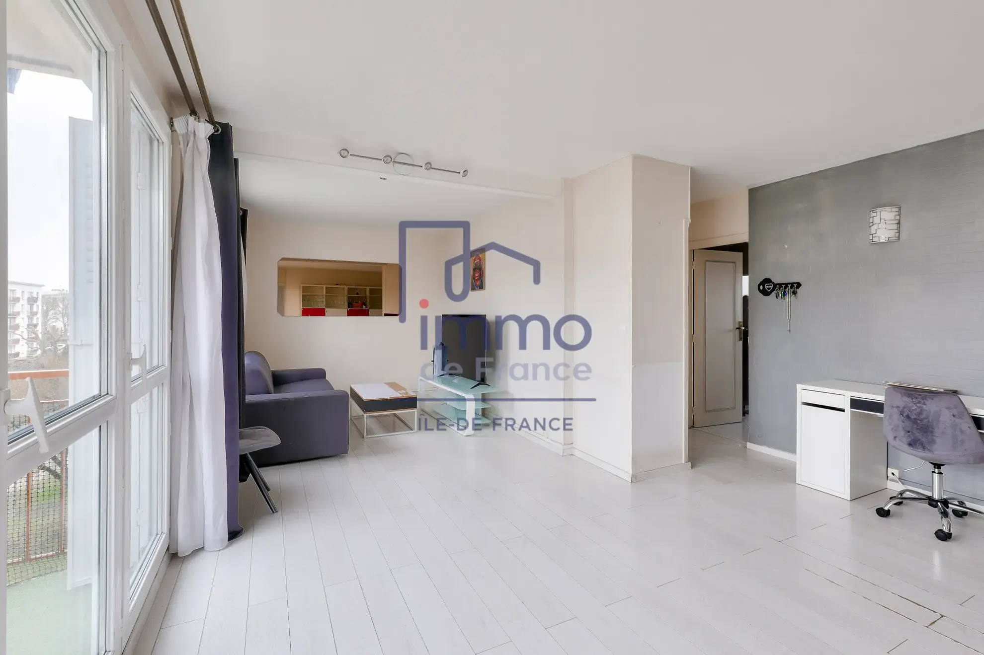 Appartement T4 de 63,2 m² à Drancy proche commerces et écoles 