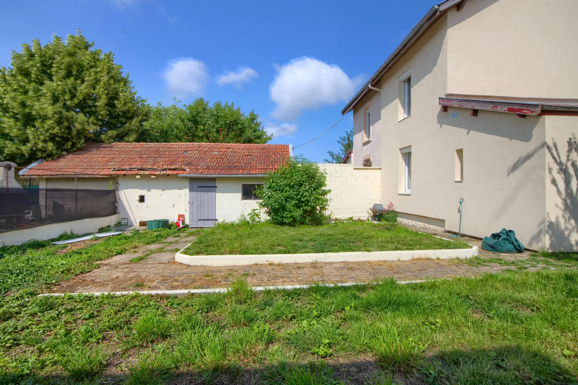 Maison rénovée de 85 m² avec jardin à Giraumont, proche commodités 