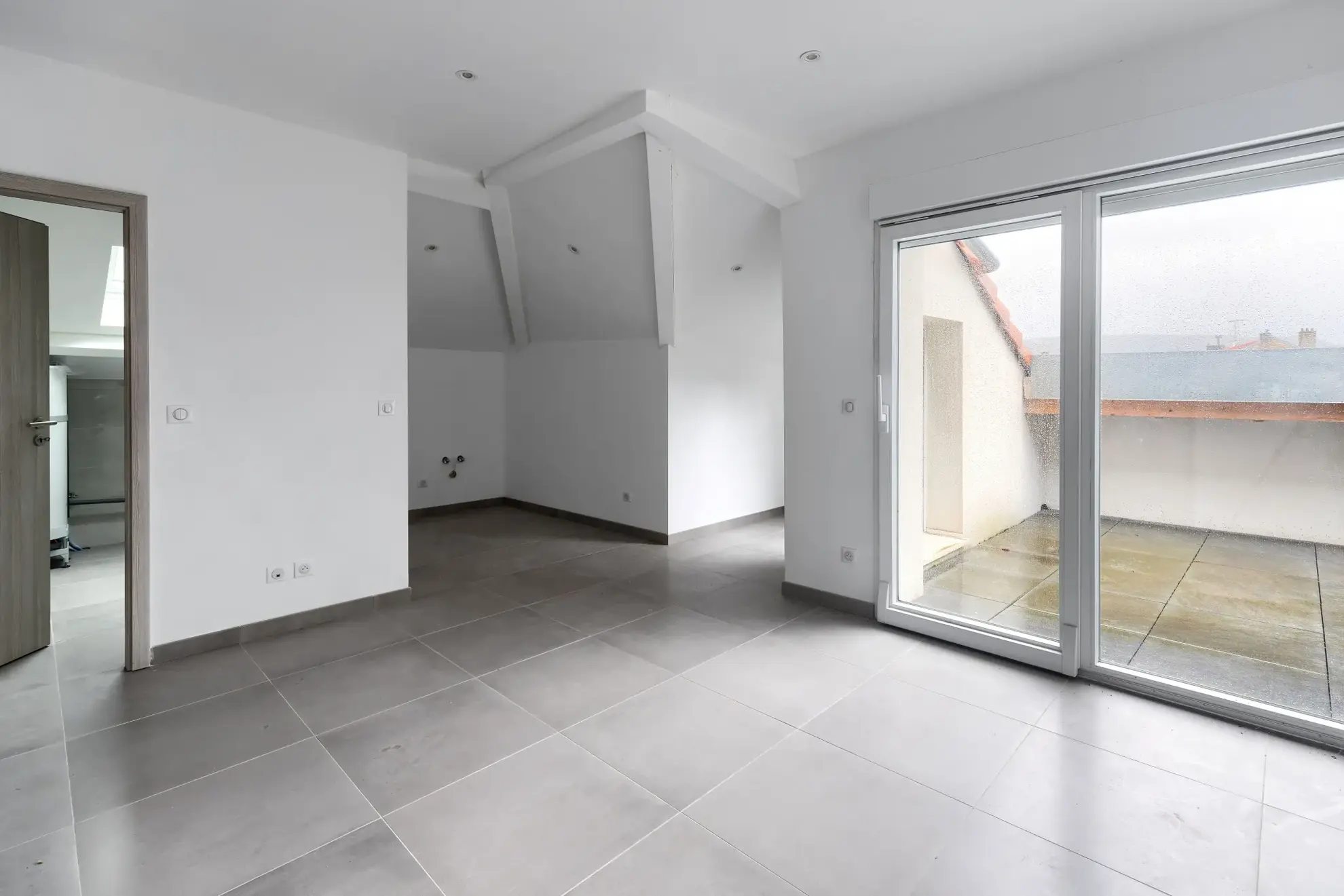 Charmant appartement T2 récent avec terrasse à Florange