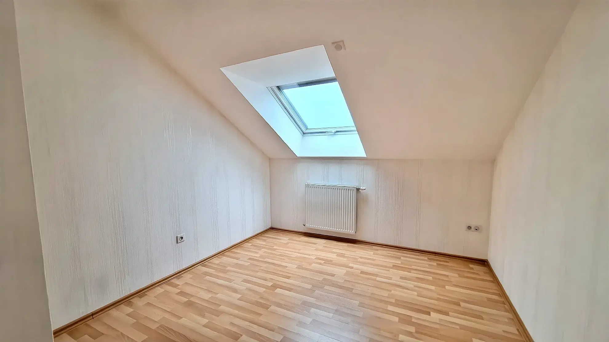 A vendre duplex avec jardin à Morschwiller-le-Bas - 3 chambres, garage et terrasse 