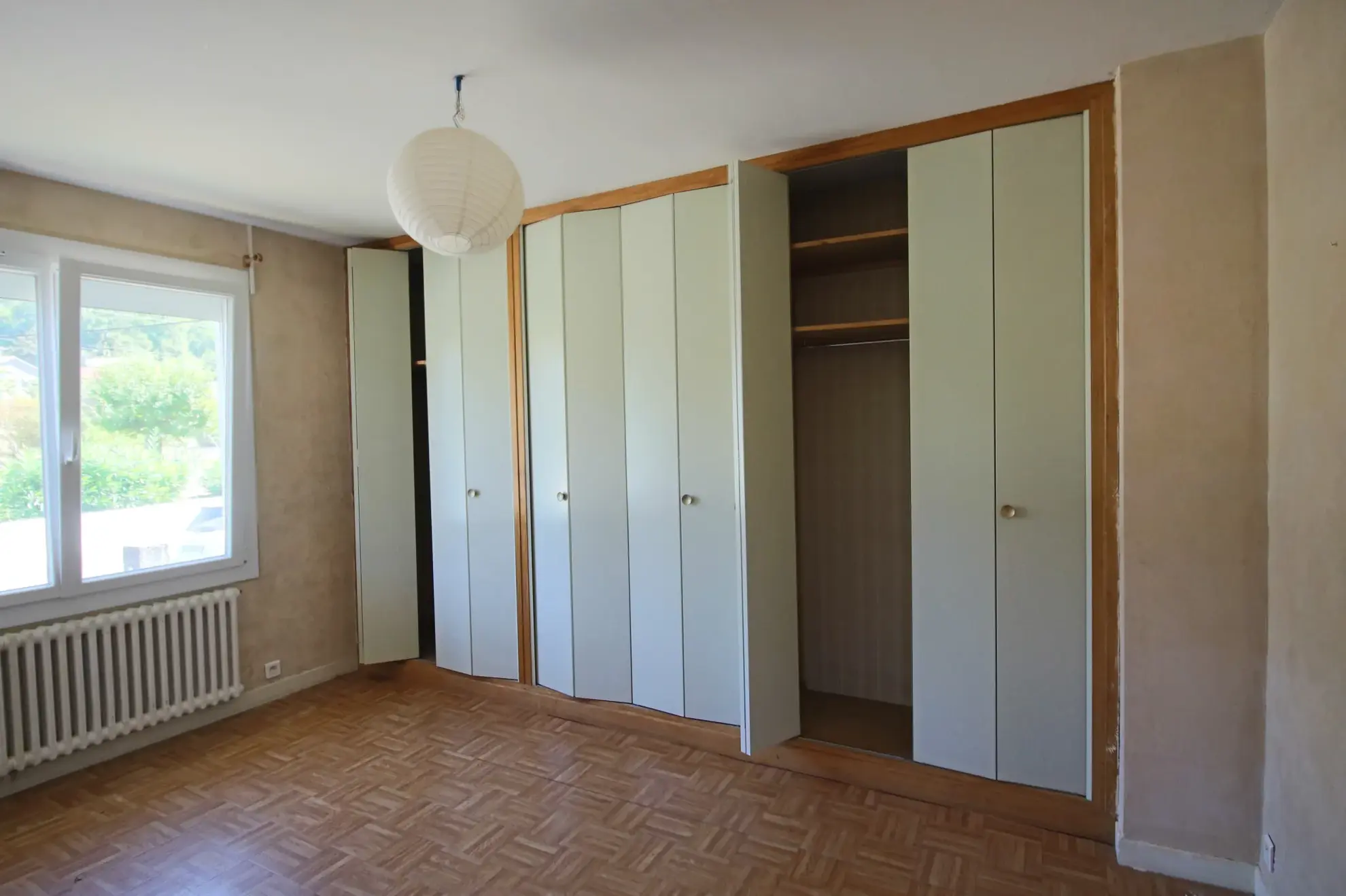 Charmante maison avec grand terrain à Puy-l’Évêque - 5 chambres, proche commerces 