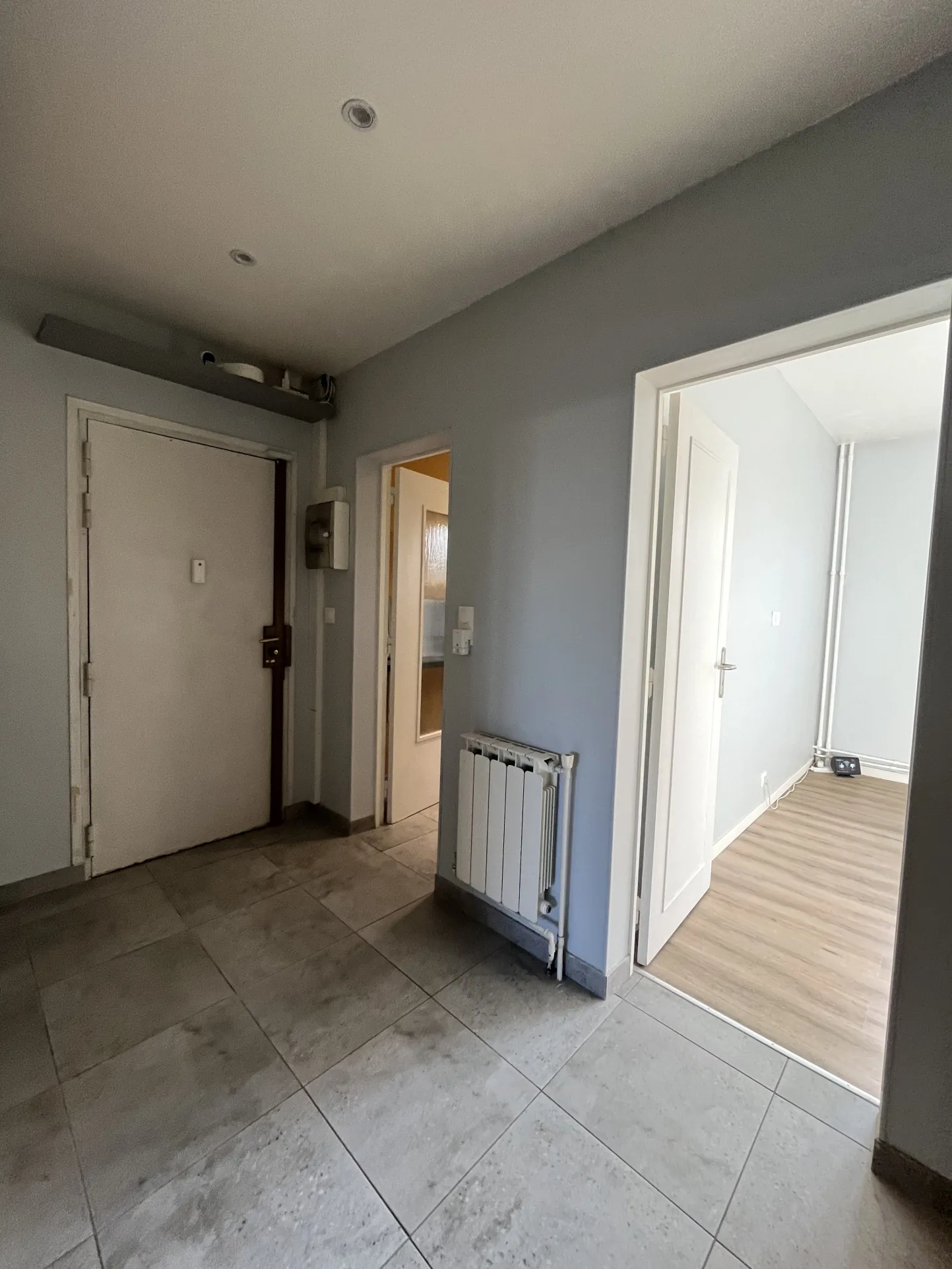 Appartement 2/3 pièces à vendre à Rueil-Malmaison avec parking et cave 