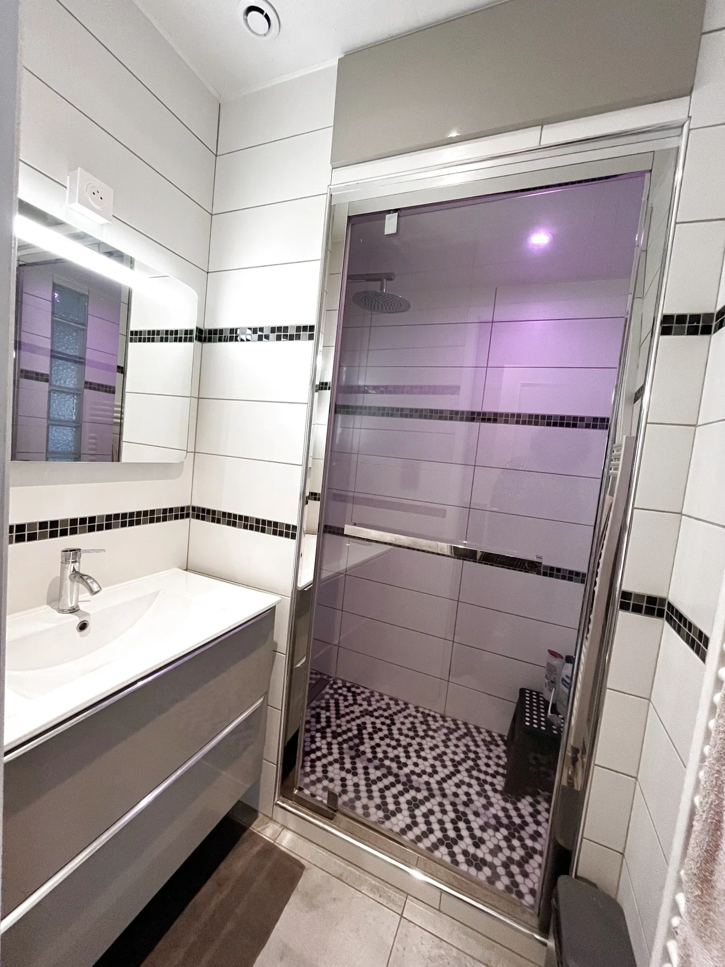 Appartement 2/3 pièces à vendre à Rueil-Malmaison avec parking et cave 