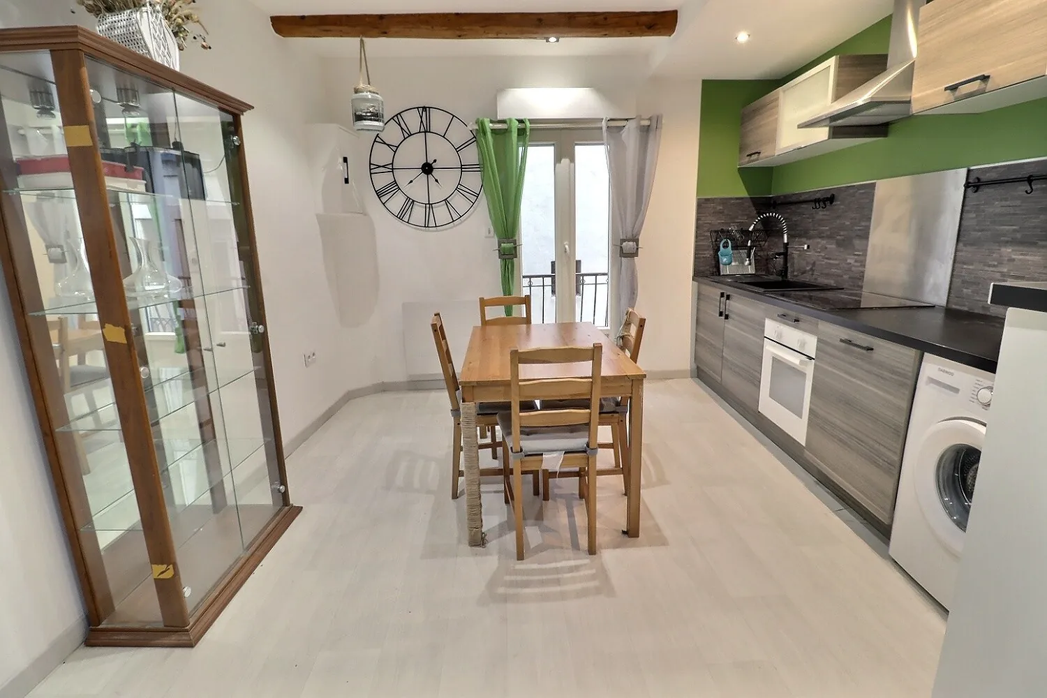 Maison de village 4 pièces à vendre à Clermont l’Hérault avec terrasse et garage 