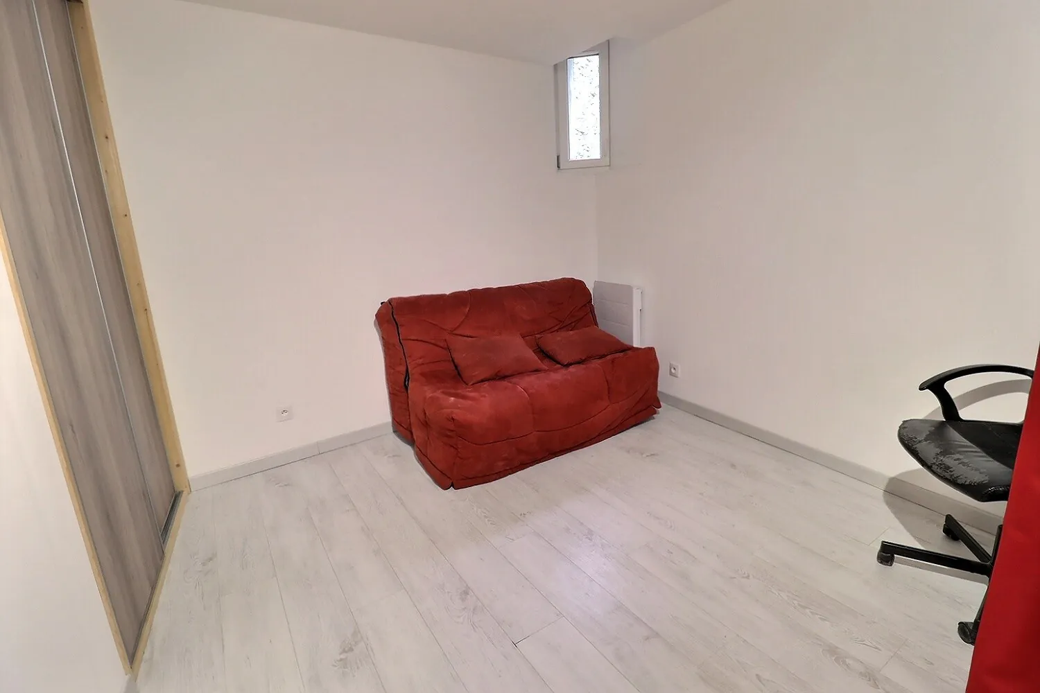 Maison de village 4 pièces à vendre à Clermont l’Hérault avec terrasse et garage 