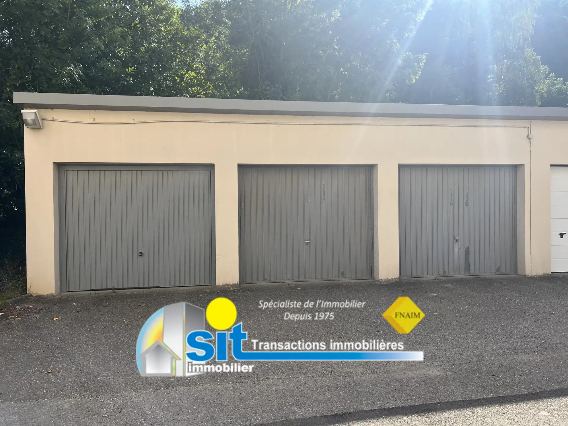 Appartement T3 rénové avec garage à Saint-Romain-en-Gal, proche Vienne 
