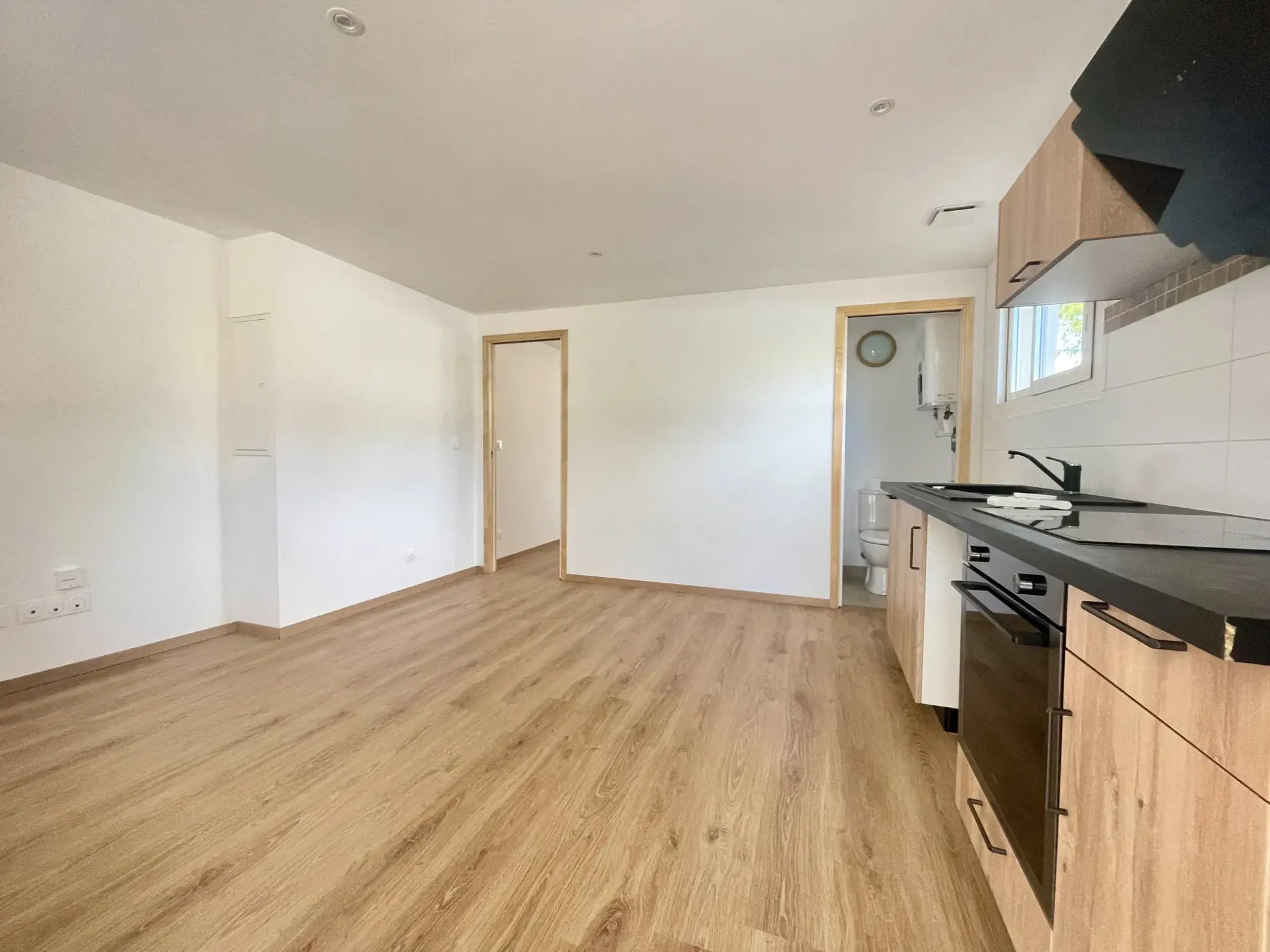 Ensemble immobilier à Grau d'Agde avec maison rénovée et studio proche plage 