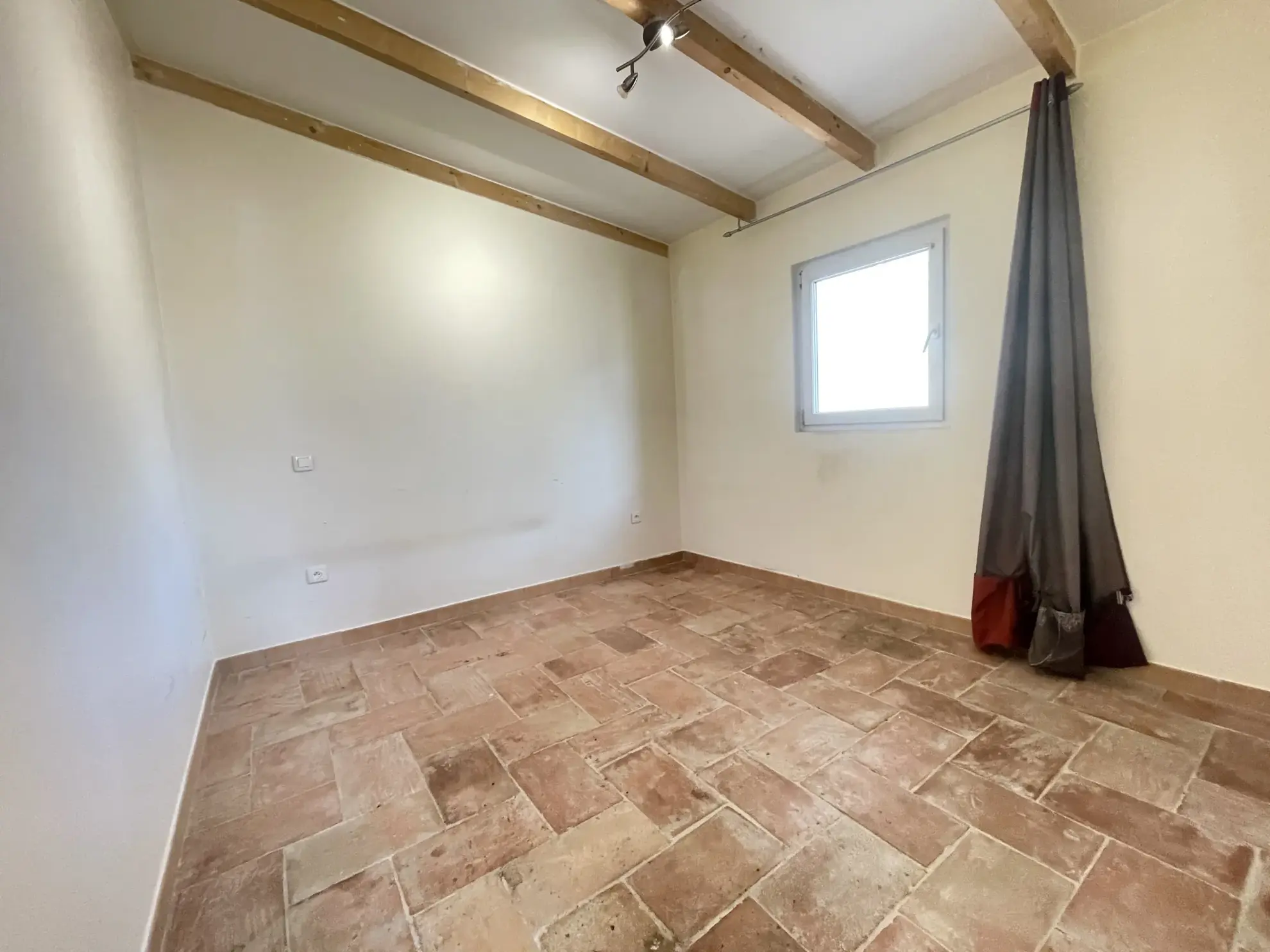 Ensemble immobilier à Grau d'Agde avec maison rénovée et studio proche plage 