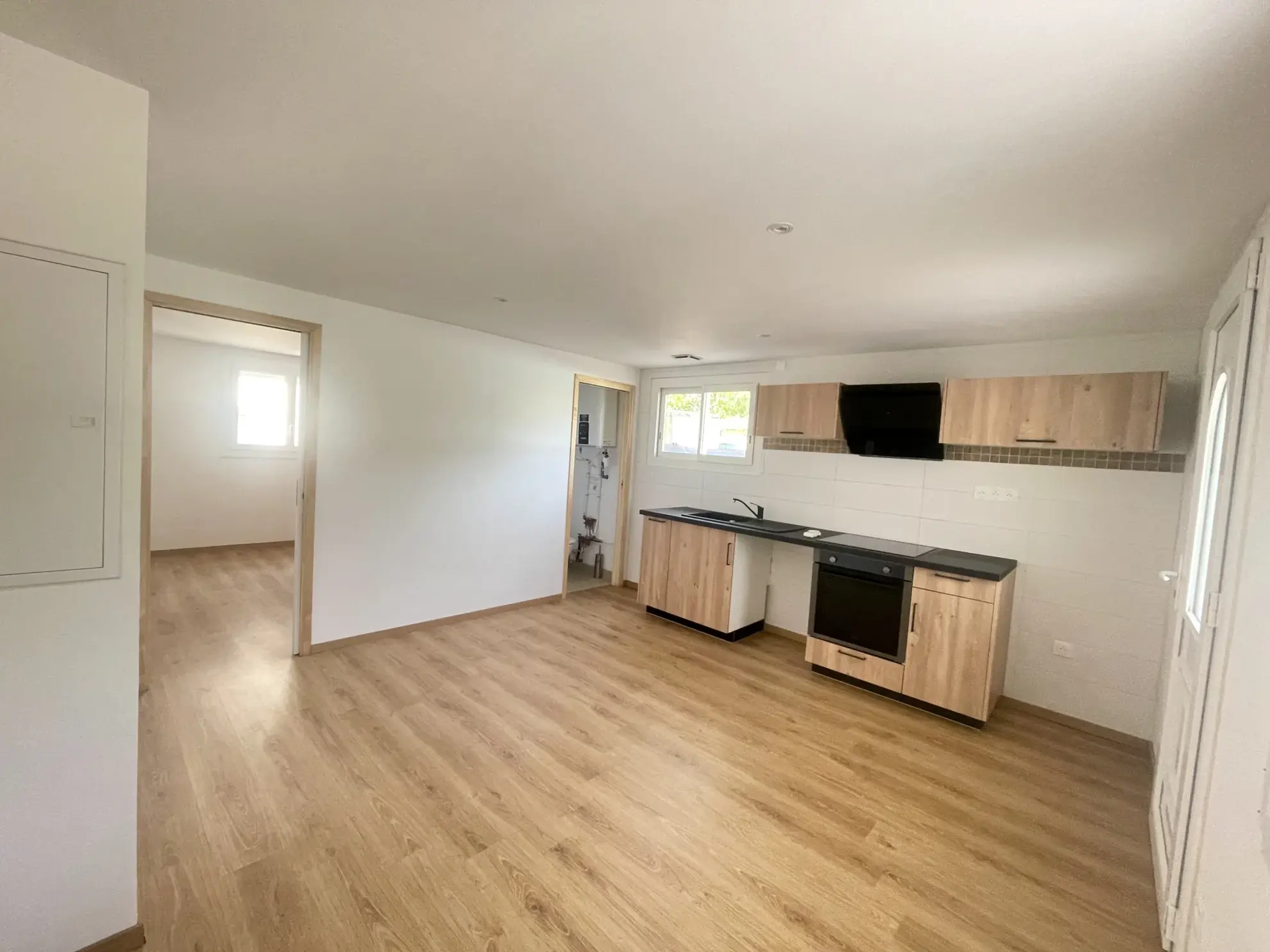 Ensemble immobilier à Grau d'Agde avec maison rénovée et studio proche plage 