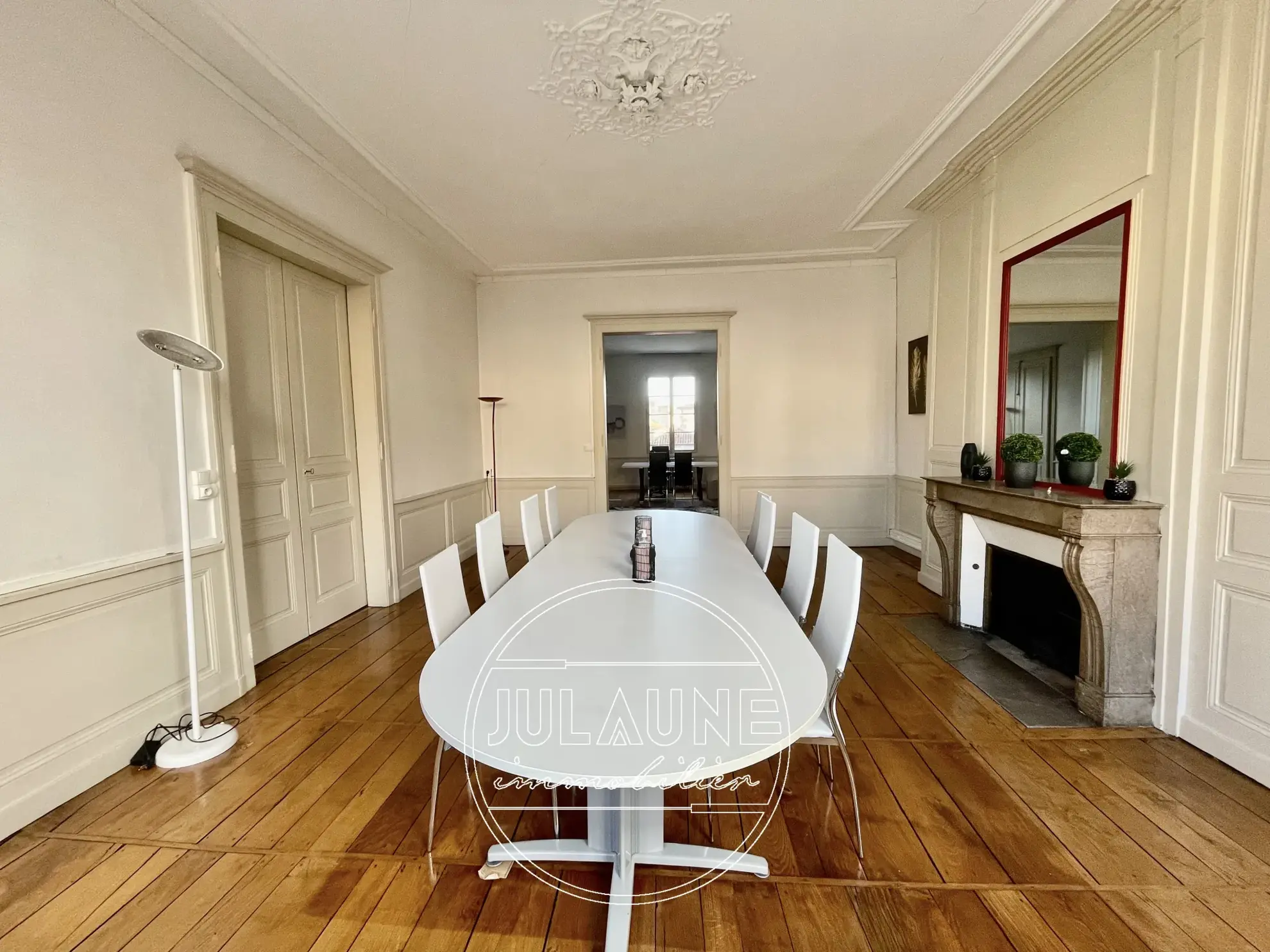 Appartement de 102 m² en hypercentre de Limoges avec potentiel de transformation en logement 