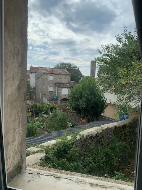 Maison de village avec studio indép. et terrasse panoramique au Clapier 