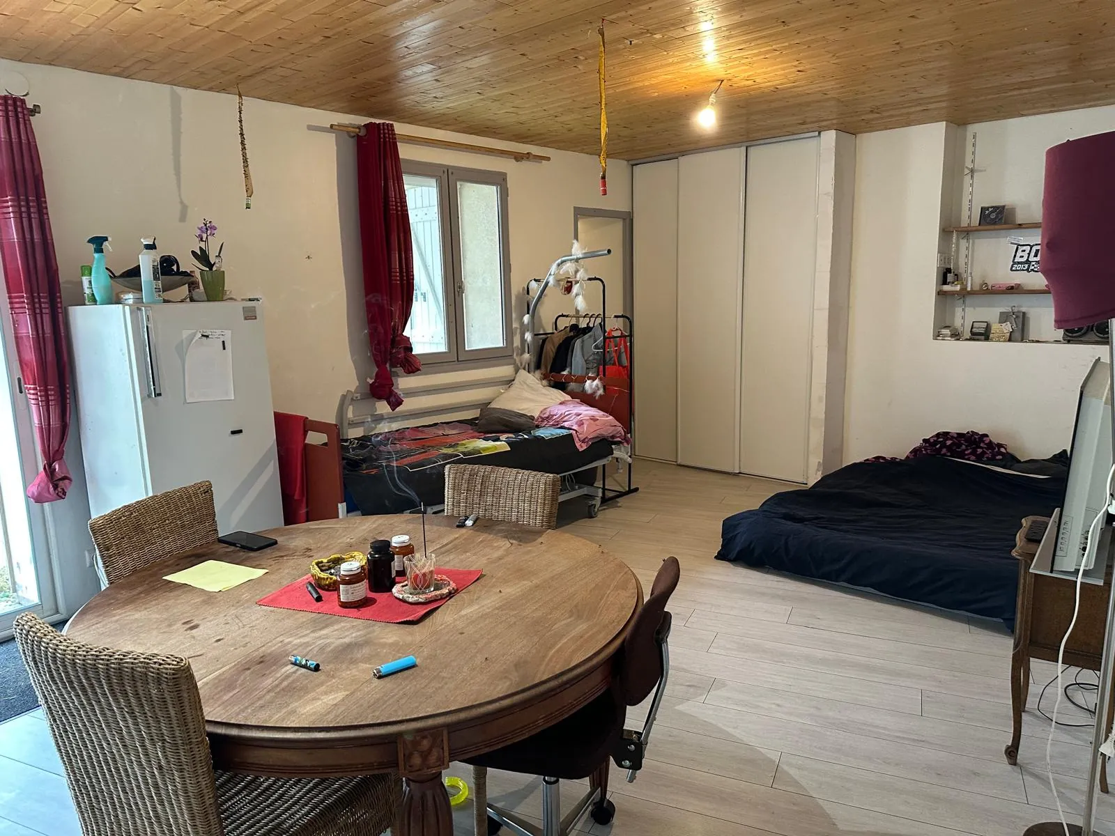 Maison de village avec studio indép. et terrasse panoramique au Clapier 