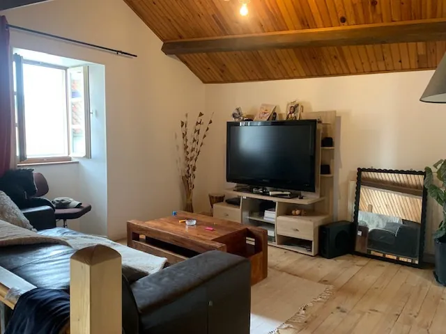 Maison de village avec studio indép. et terrasse panoramique au Clapier 