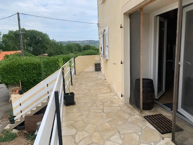 Maison de village avec studio indép. et terrasse panoramique au Clapier