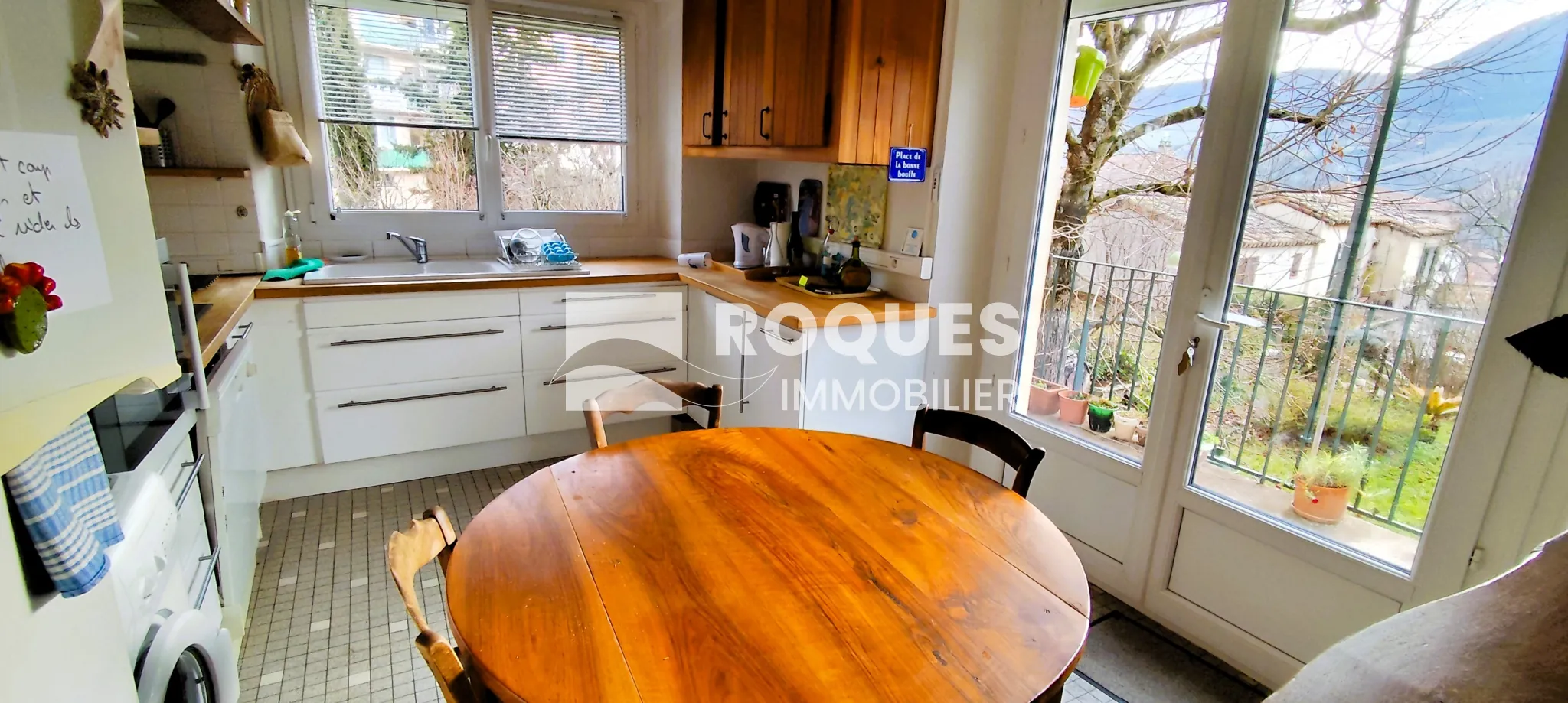 Grande maison dans un parc arboré avec vue sur Larzac à Millau 