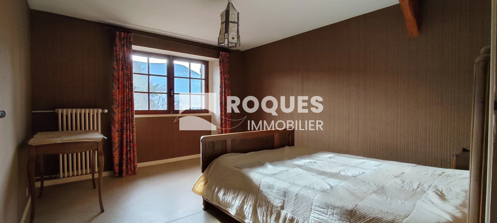 Grande maison dans un parc arboré avec vue sur Larzac à Millau 