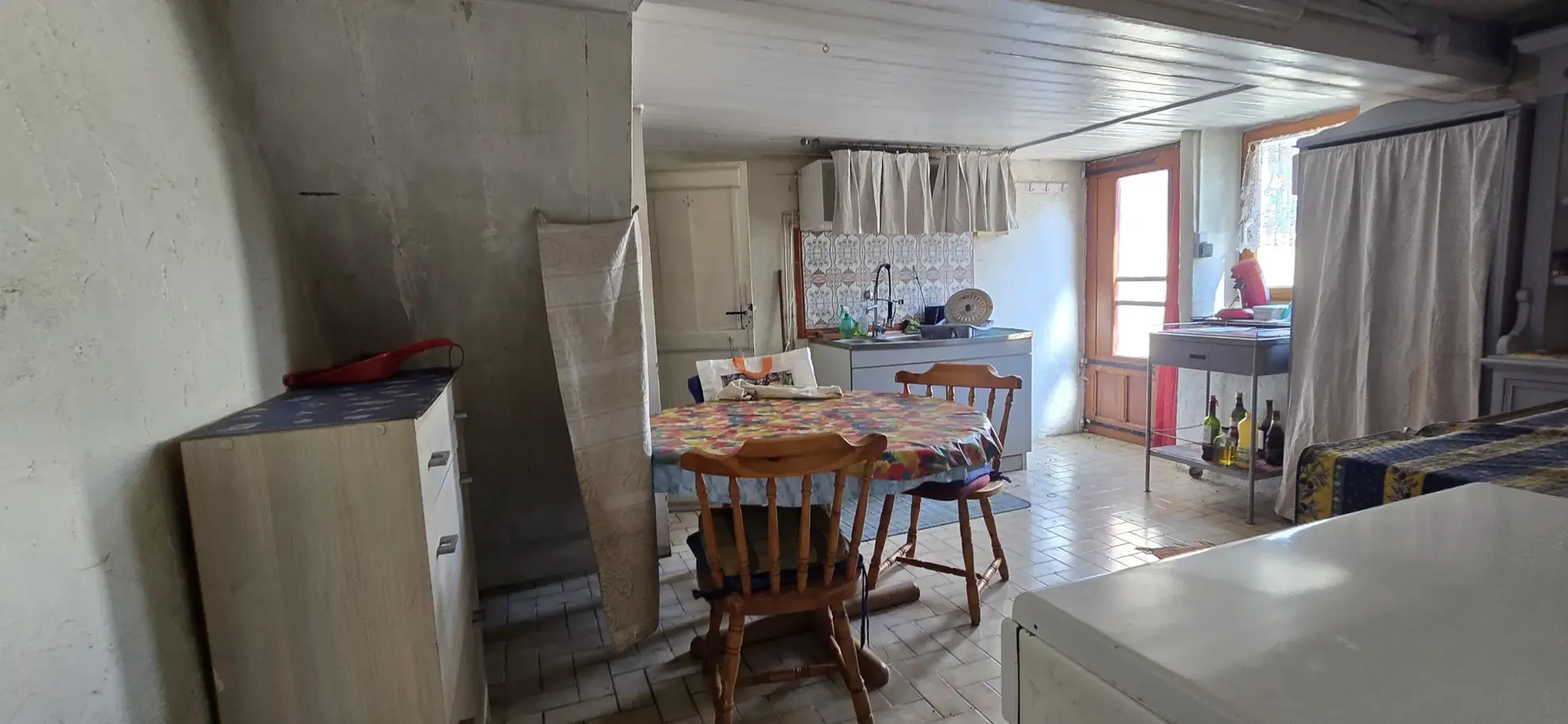 Maison de village à Servin de 191 m² avec deux unités, garage et terrain - Excellent potential d'investissement 