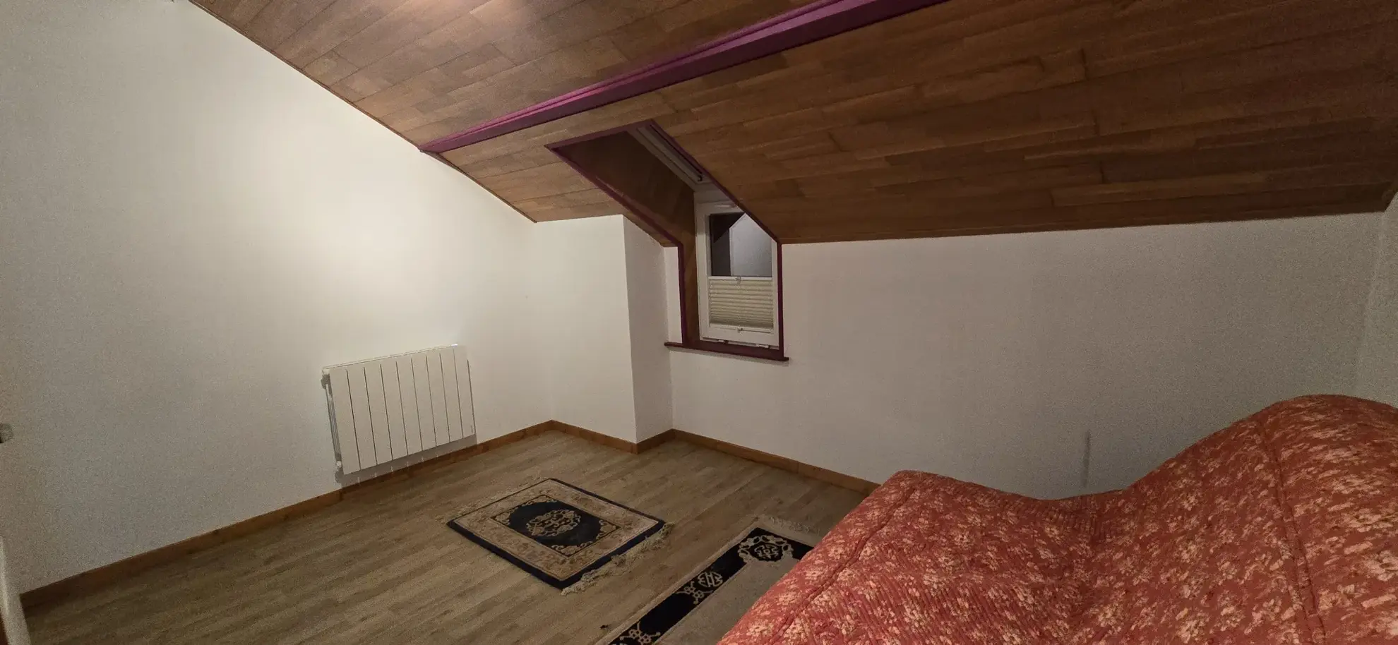 Maison de village à Servin de 191 m² avec deux unités, garage et terrain - Excellent potential d'investissement 