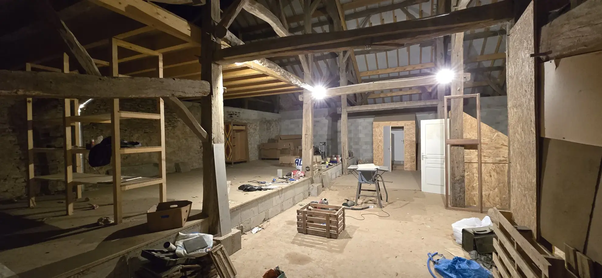 Maison de village à Servin de 191 m² avec deux unités, garage et terrain - Excellent potential d'investissement 