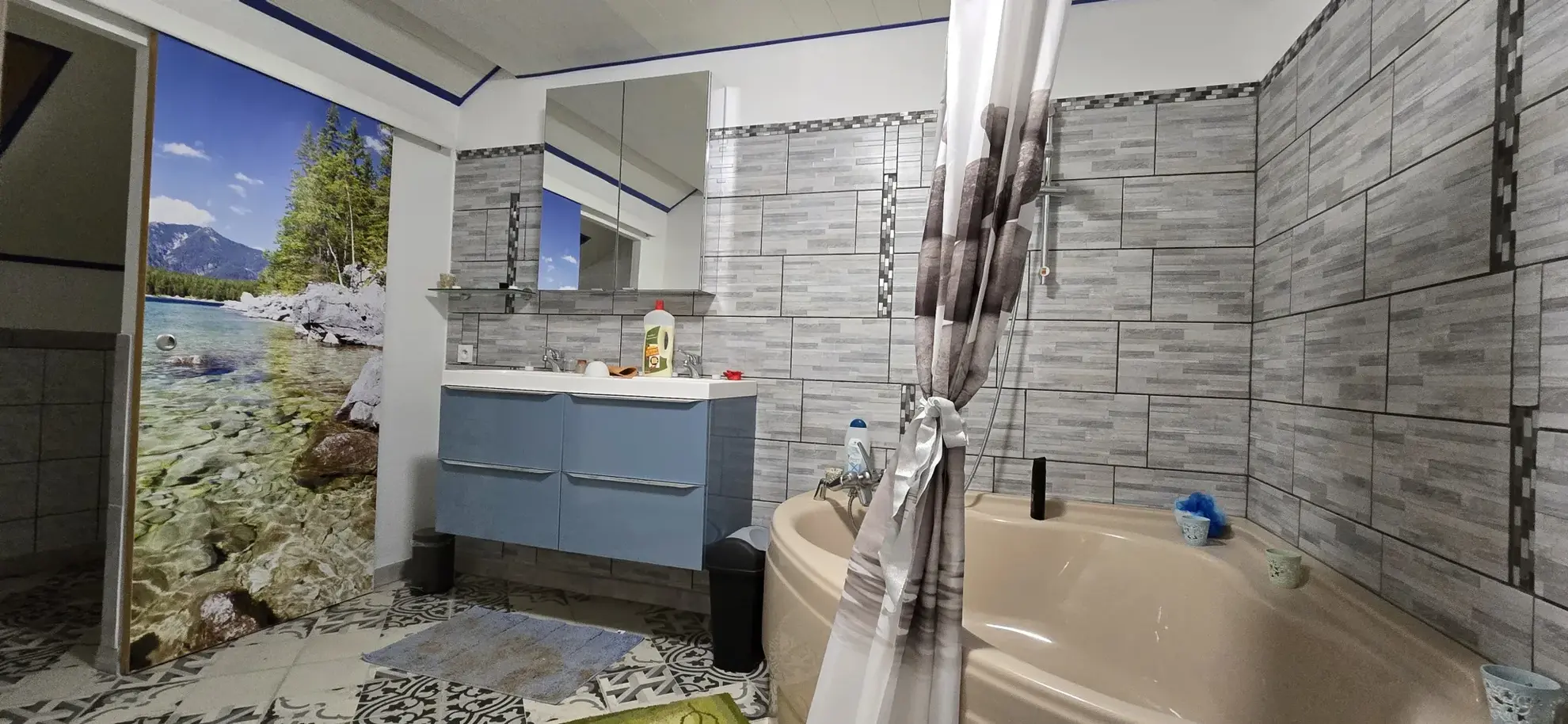 Maison de village à Servin de 191 m² avec deux unités, garage et terrain - Excellent potential d'investissement 