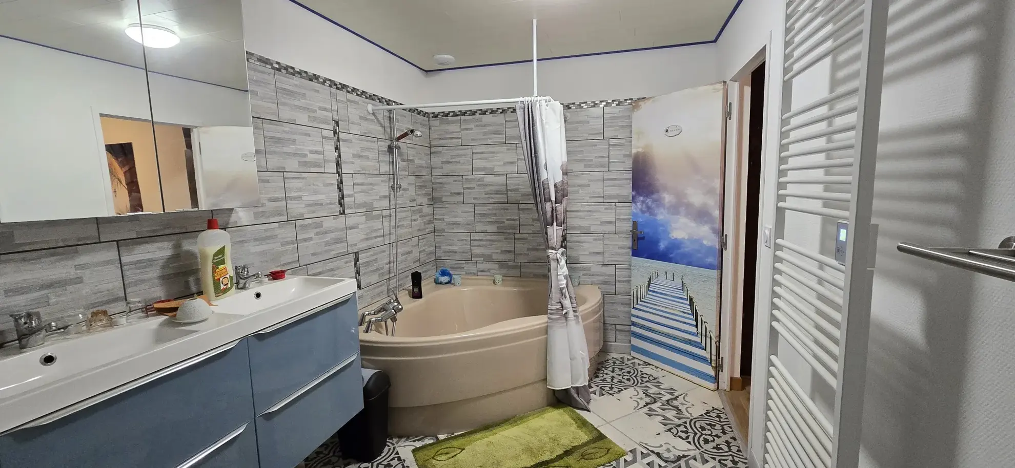 Maison de village à Servin de 191 m² avec deux unités, garage et terrain - Excellent potential d'investissement 