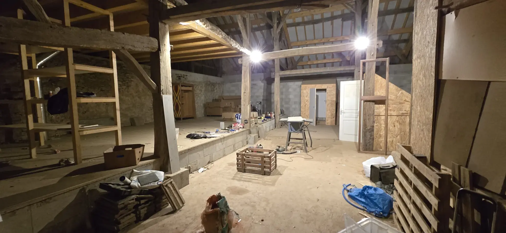 Maison de village à Servin de 191 m² avec deux unités, garage et terrain - Excellent potential d'investissement 