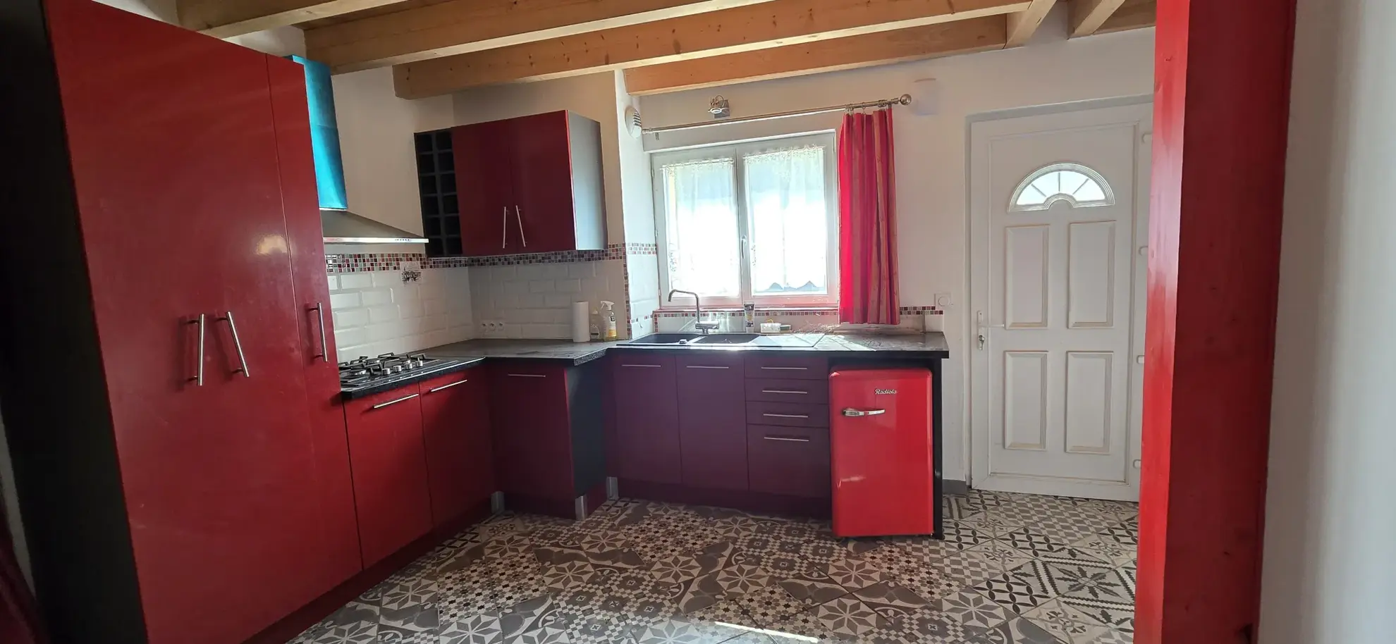 Maison de village à Servin de 191 m² avec deux unités, garage et terrain - Excellent potential d'investissement 