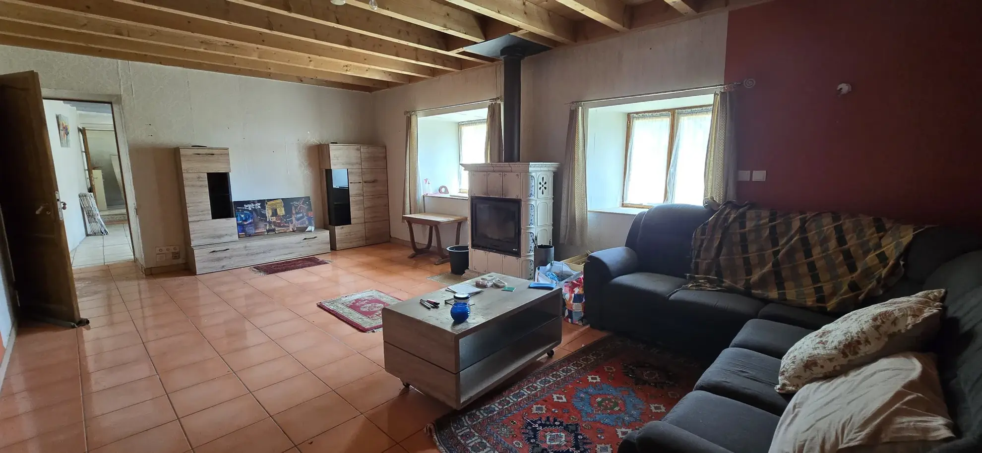 Maison de village à Servin de 191 m² avec deux unités, garage et terrain - Excellent potential d'investissement 