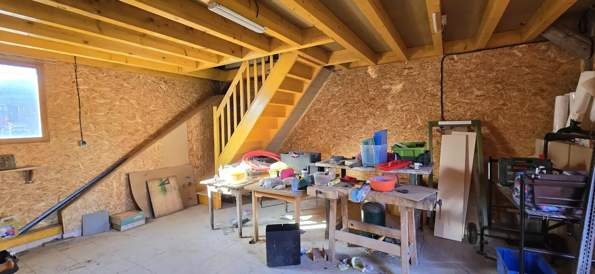 Maison de village à Servin de 191 m² avec deux unités, garage et terrain - Excellent potential d'investissement 