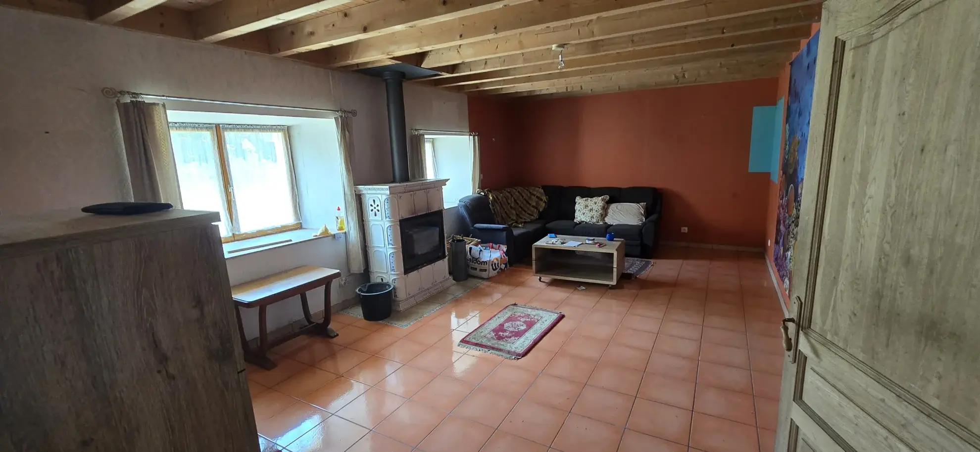 Maison de village à Servin de 191 m² avec deux unités, garage et terrain - Excellent potential d'investissement 