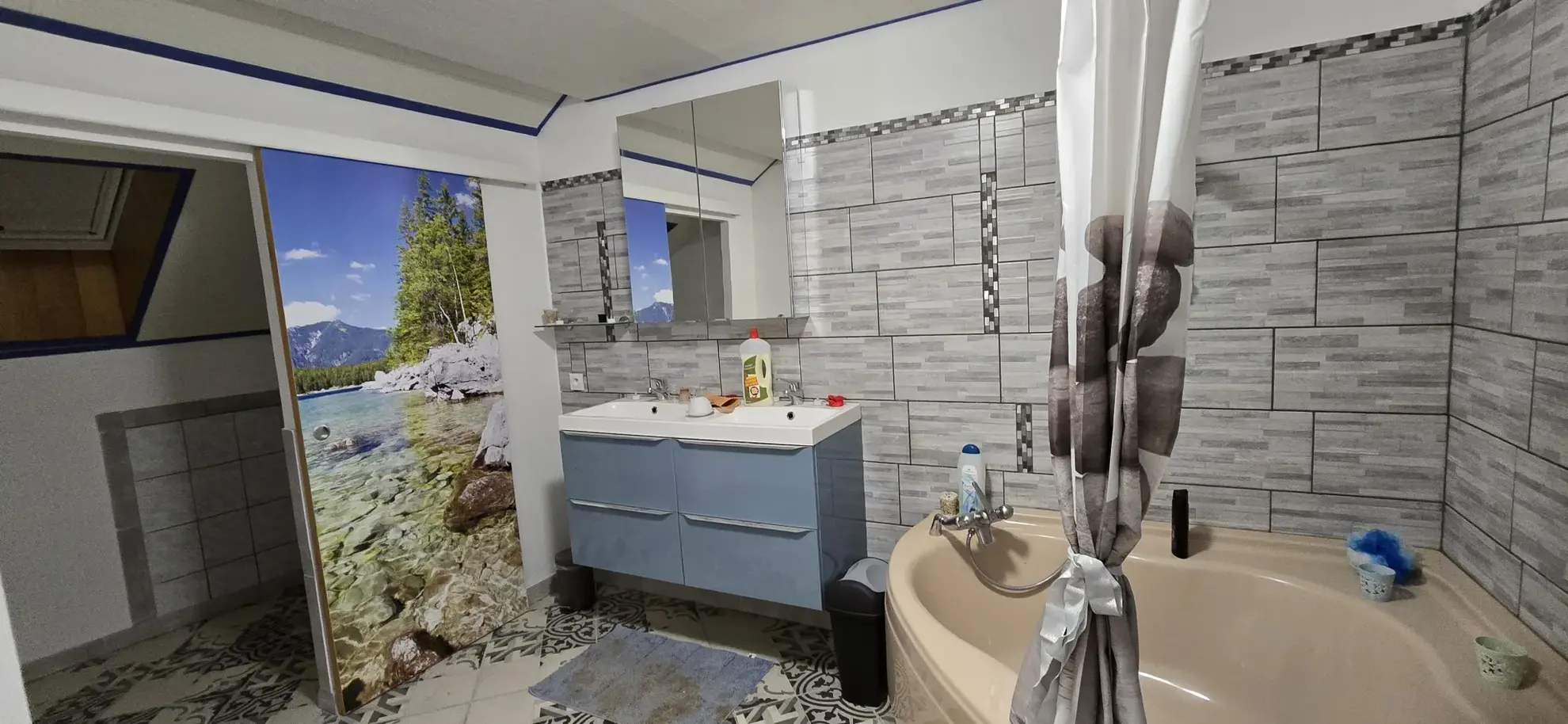 Maison de village à Servin de 191 m² avec deux unités, garage et terrain - Excellent potential d'investissement 