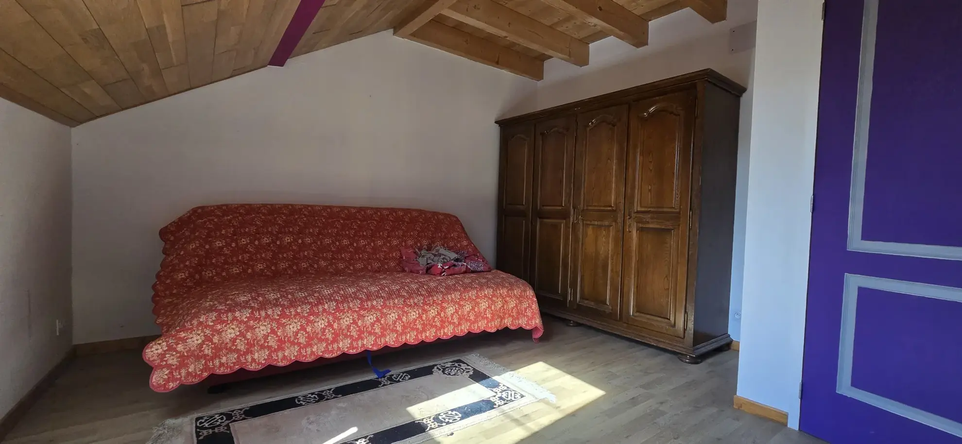 Maison de village à Servin de 191 m² avec deux unités, garage et terrain - Excellent potential d'investissement 